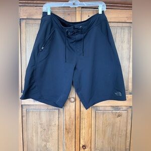 The North Face 34 Black Athletic Shorts